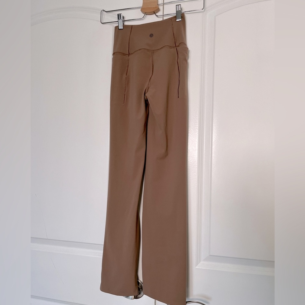 Athleta Transcend Stash Crop Straight Leg Pant size XS - Picture 10 of 10